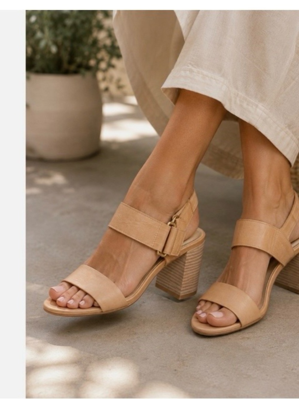 Stuart Weitzman Tan Leather Block Heel Sandals - Classic Strappy Comfort Buckle
